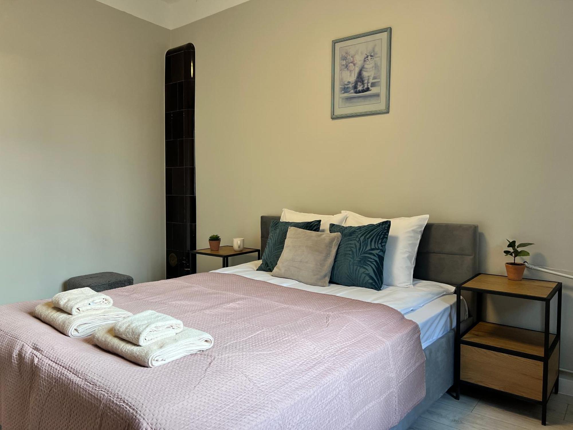 Apartment Residences Center *